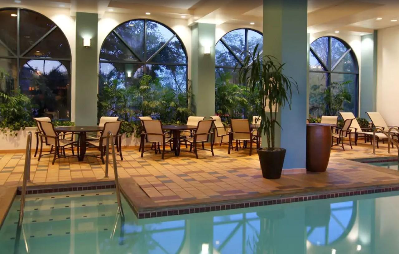 Sheraton Suites Columbus Worthington Екстериор снимка