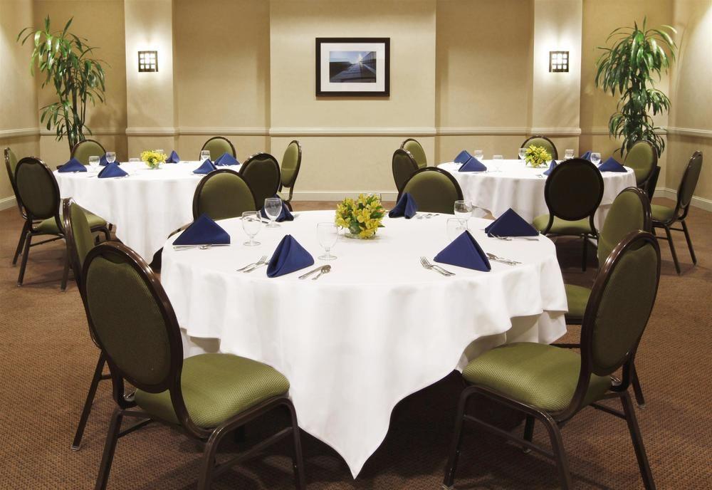 Sheraton Suites Columbus Worthington Екстериор снимка