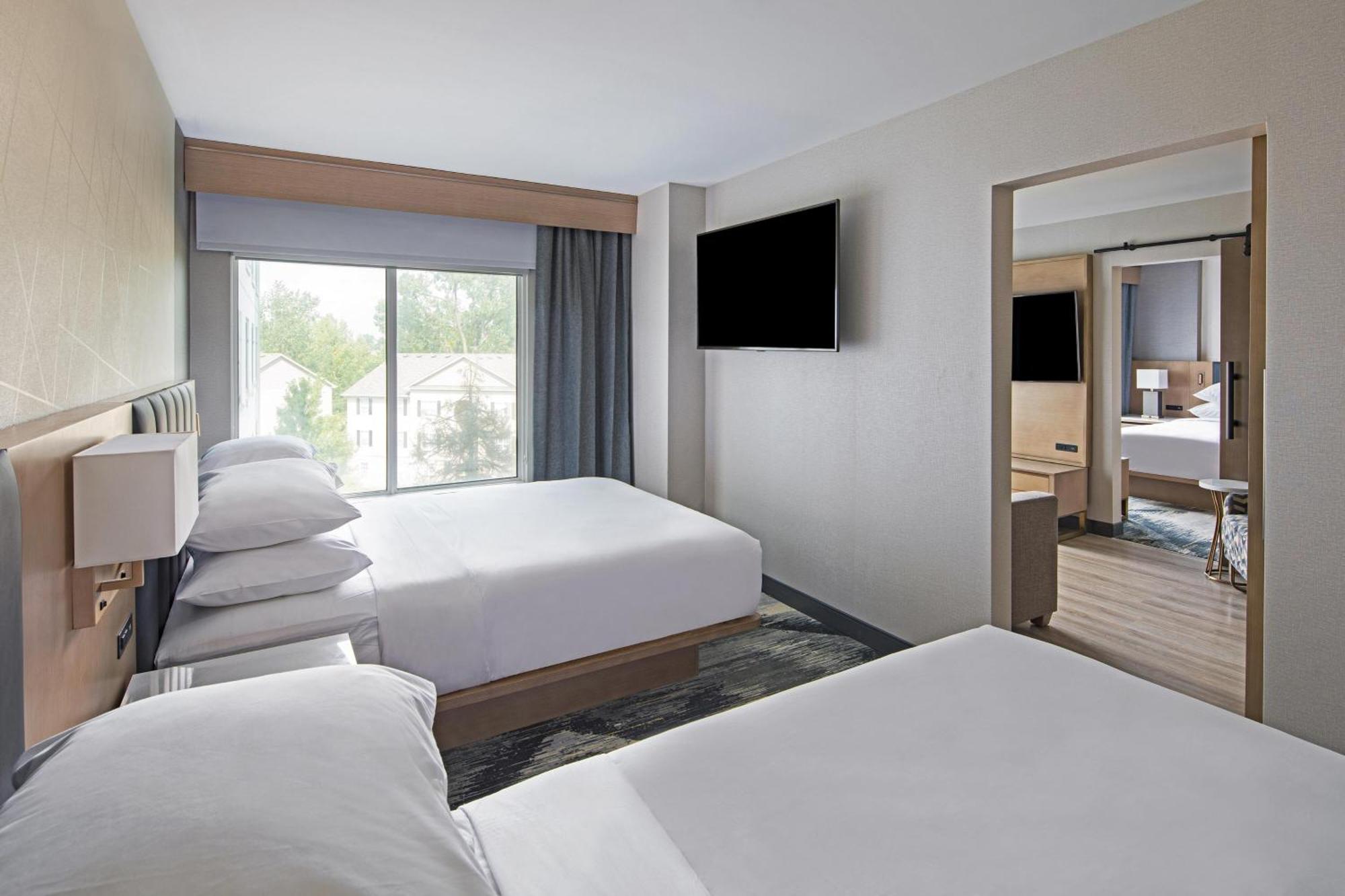 Sheraton Suites Columbus Worthington Екстериор снимка